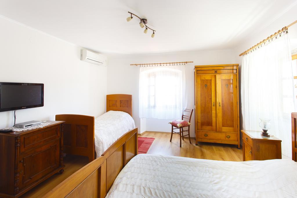 Apartments Villa Kastav In Old Town Center With Sea View And Parking Room photo