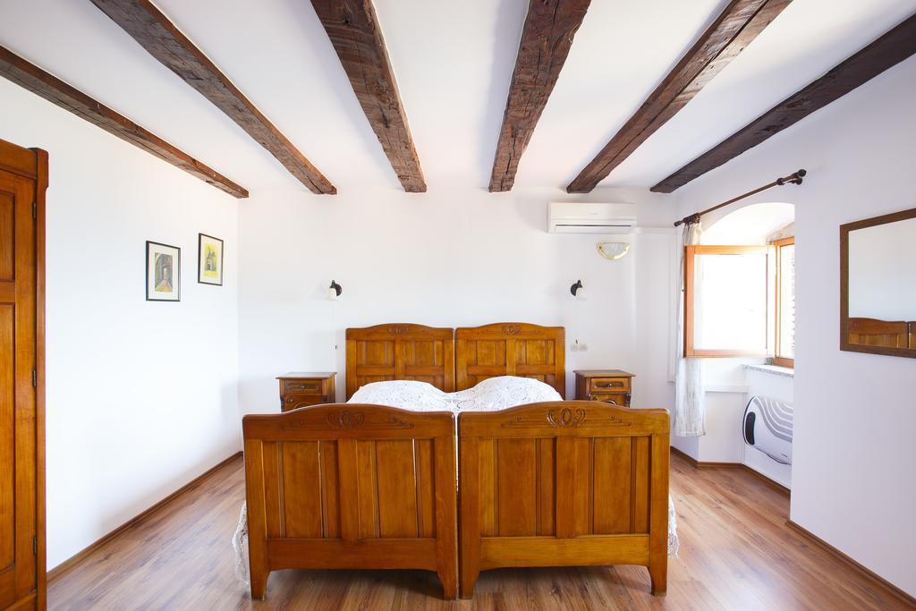 Apartments Villa Kastav In Old Town Center With Sea View And Parking Room photo