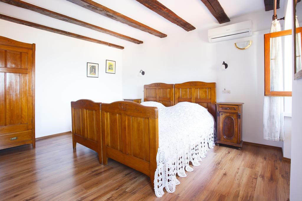 Apartments Villa Kastav In Old Town Center With Sea View And Parking Room photo